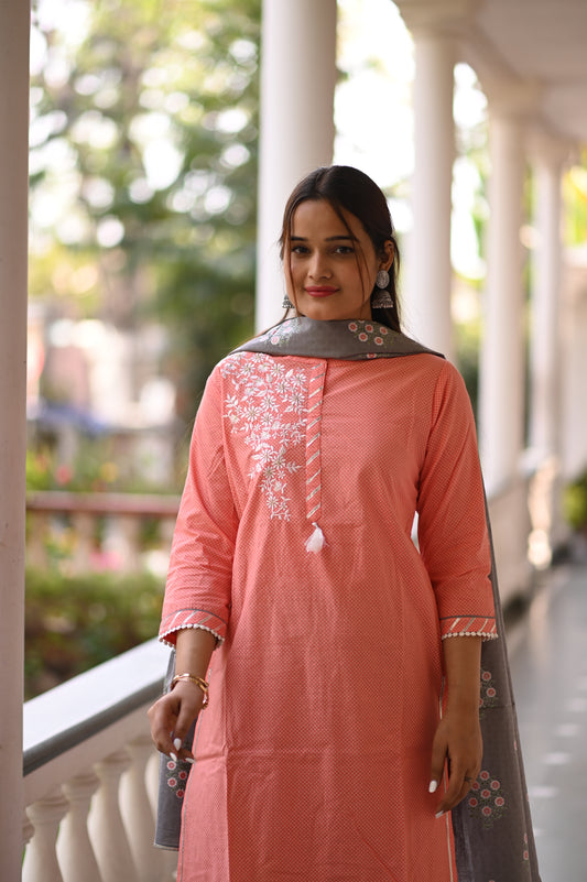 Mala Handprinted Reddish Peach Suit Set