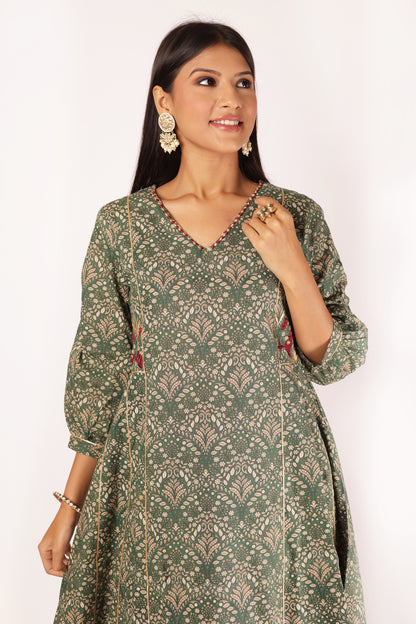 ANVI KURTA SET - GREEN