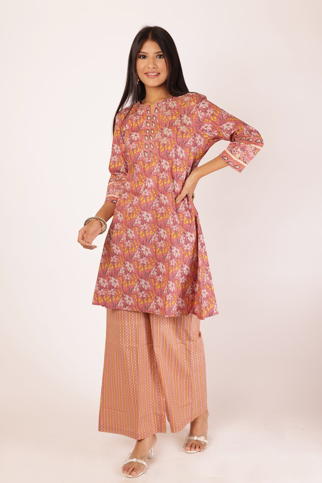 AKSHI KURTA SET - PEACH