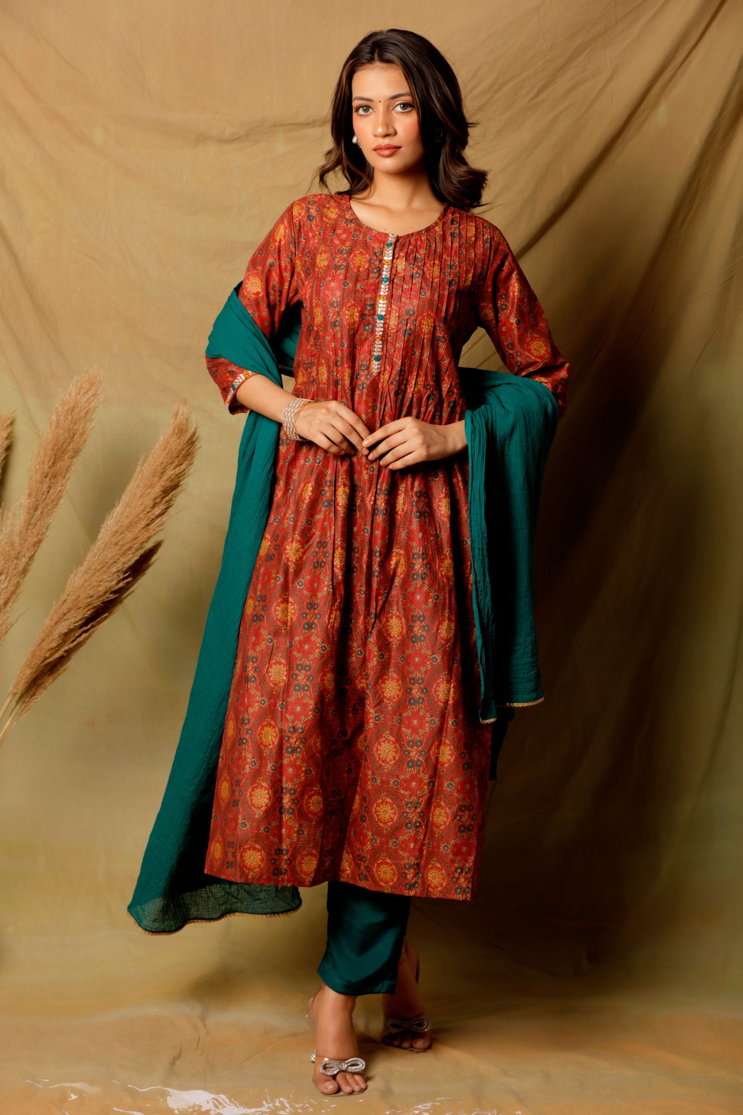 ARIZA KURTA SET - MAROON