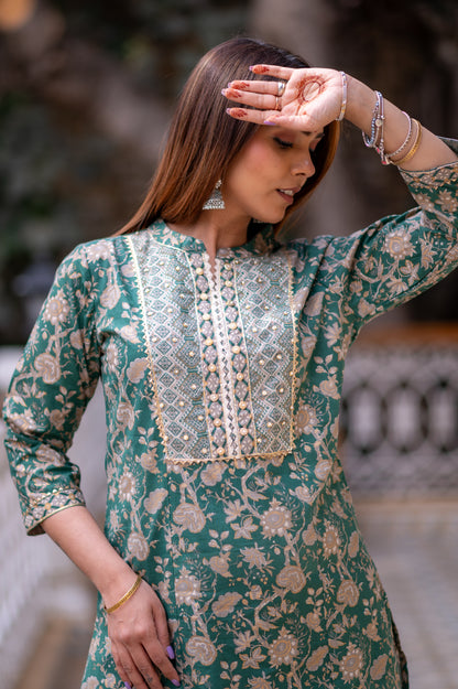 Sundari KURTA SET- green