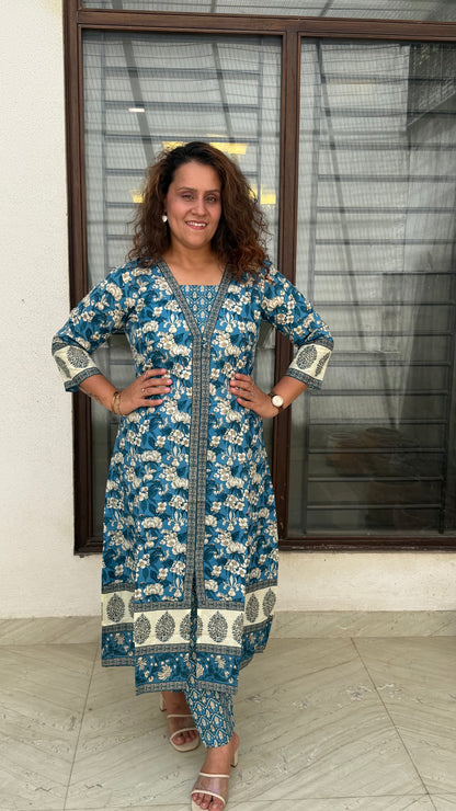 Saanjh - A kurti and pant set in eclectic blue hue