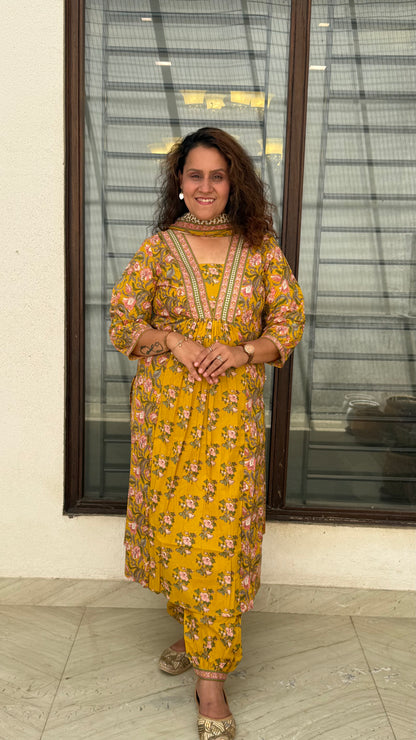 Ira - the perfect yellow floral suit set!