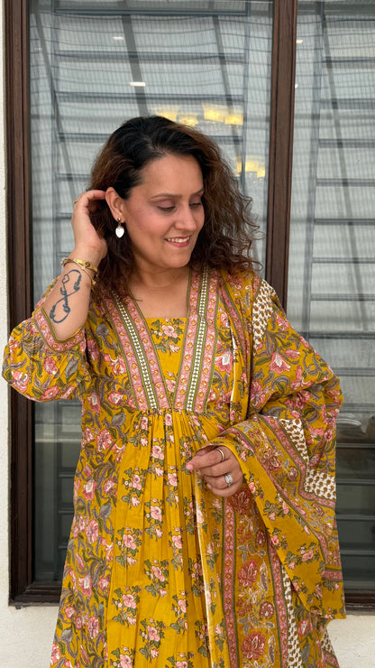 Ira - the perfect yellow floral suit set!