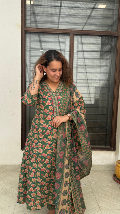 Tarang - exotic geen floral suit set